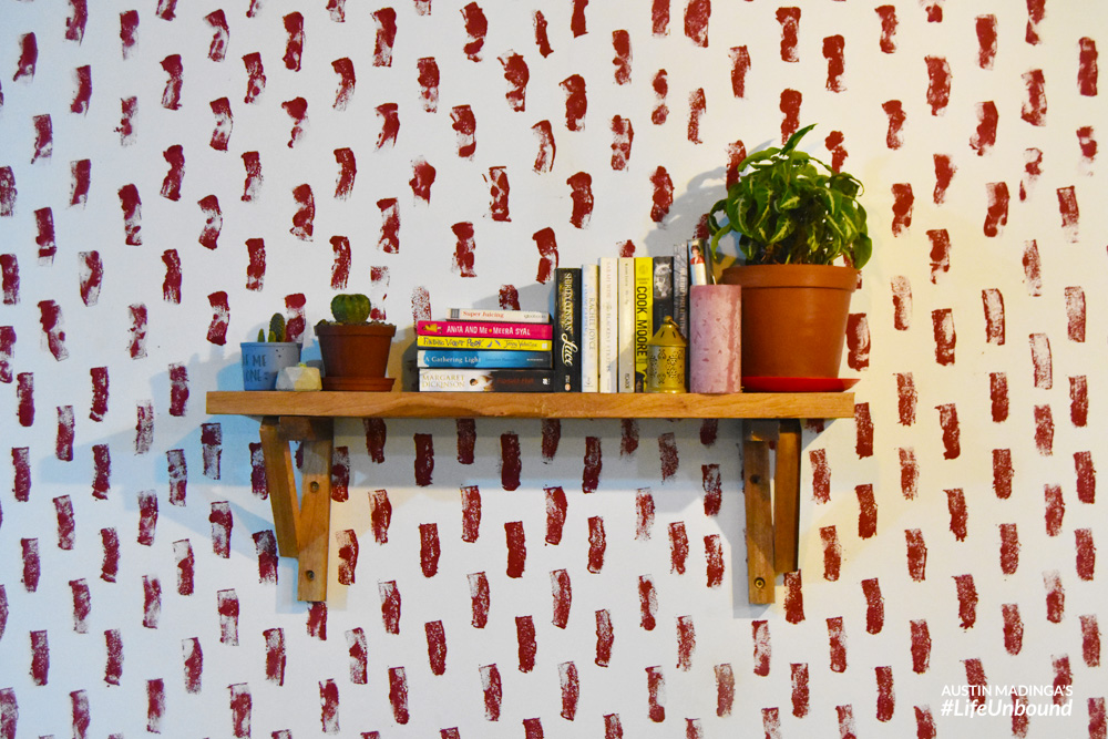 Bookshelf in the cafe