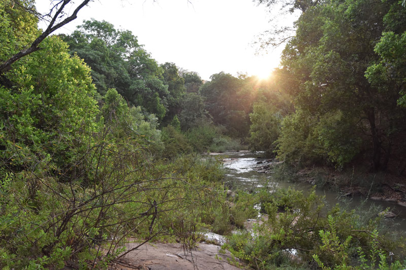 sunset over the lingadzi river